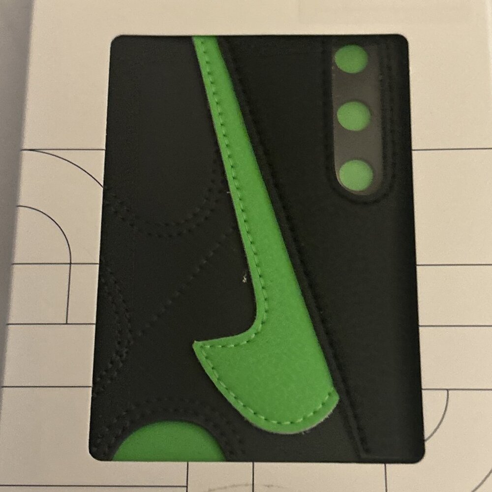 Nike Icon Air Max 90s Shoe Style Card I.D. Wallet Black/Lime Sports Athletic New - Picture 5 of 7